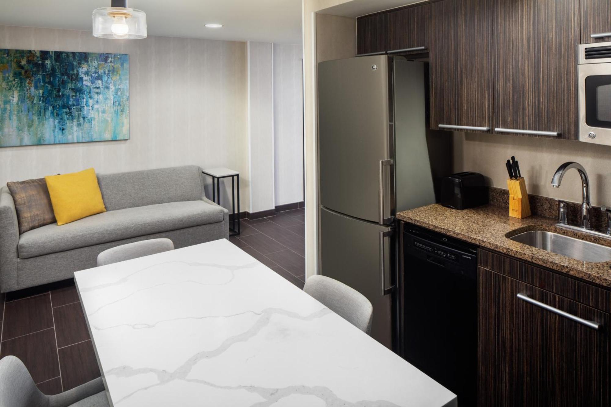 The Bethesdan Hotel, Tapestry Collection By Hilton Hotel Bethesda